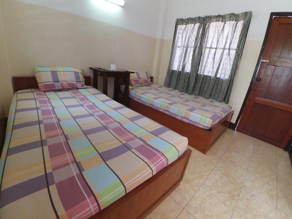 Sarah Guest House Chiang Mai Zewnętrze zdjęcie