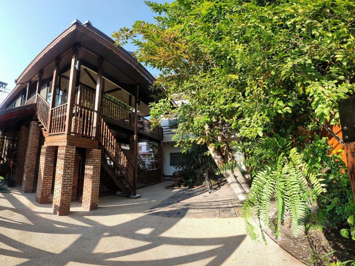 Sarah Guest House Chiang Mai Zewnętrze zdjęcie
